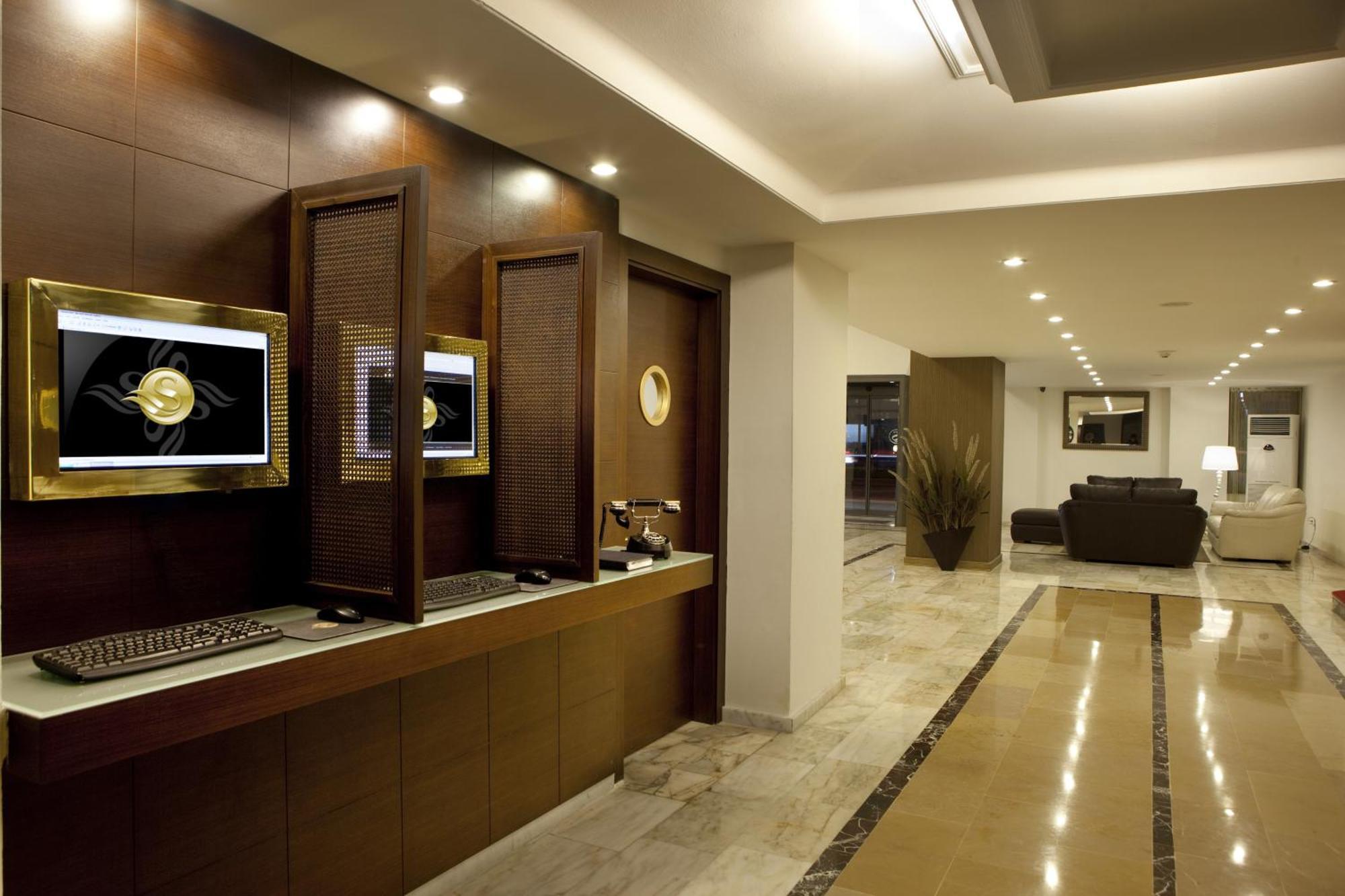 Susuzlu Atlantis Hotel Измир Екстериор снимка