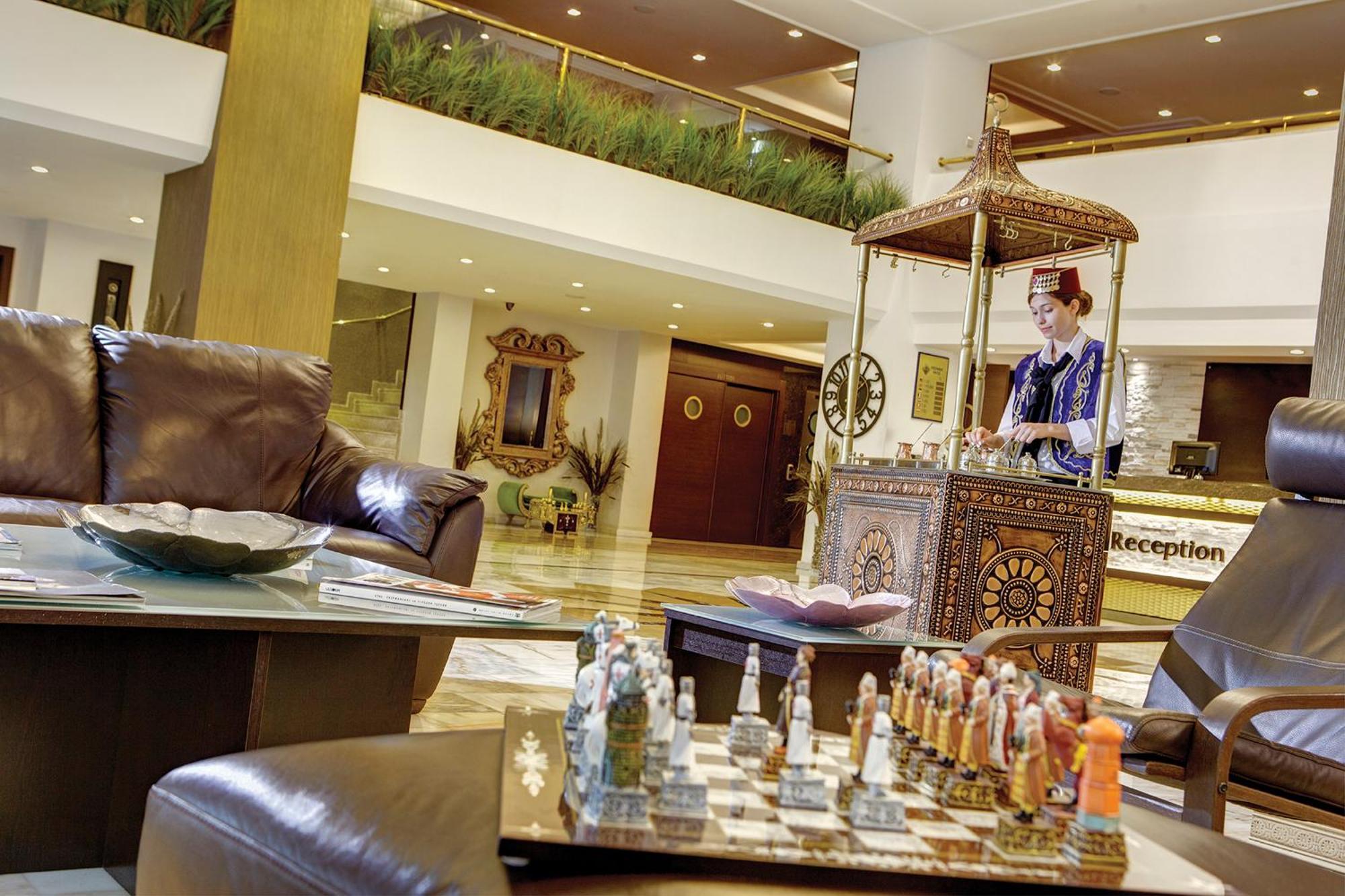 Susuzlu Atlantis Hotel Измир Екстериор снимка