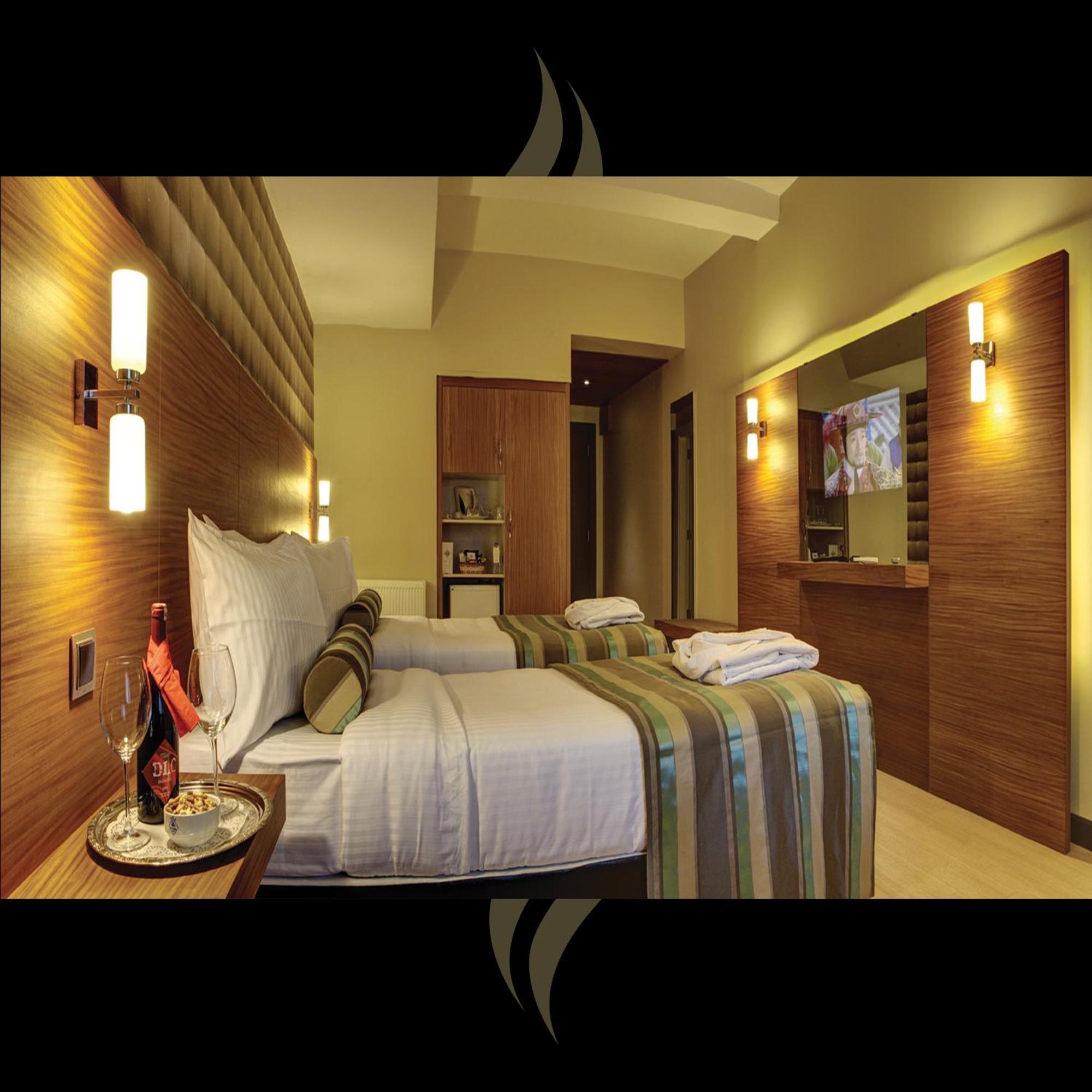 Susuzlu Atlantis Hotel Измир Екстериор снимка