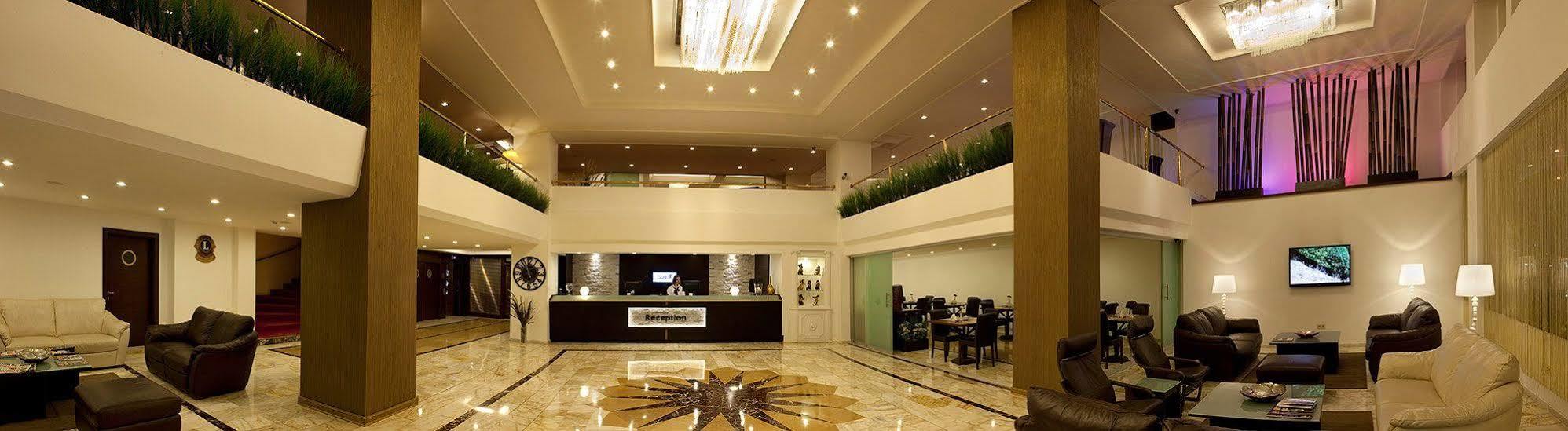 Susuzlu Atlantis Hotel Измир Екстериор снимка